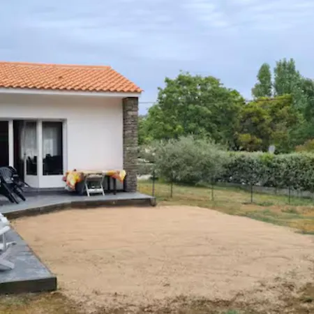 Holiday home Maison Confort Avec Jardin, A 1km De La