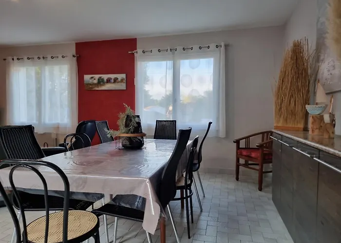 Maison Confort Avec Jardin, à 1km De La * Saint-Hilaire-de-Riez